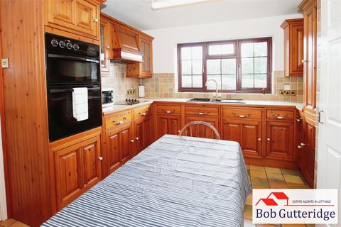 2 bedroom detached bungalow for sale - Lower Road, Ashley, Market Drayton