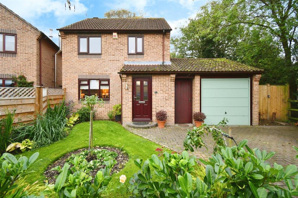 Beckside, Elvington 3 bed detached house for sale £350,000