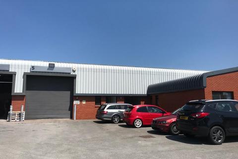 Industrial unit to rent, Modern Industrial/Warehouse Unit, Vale Business Park, Llandow, Cowbridge, CF71 7PF