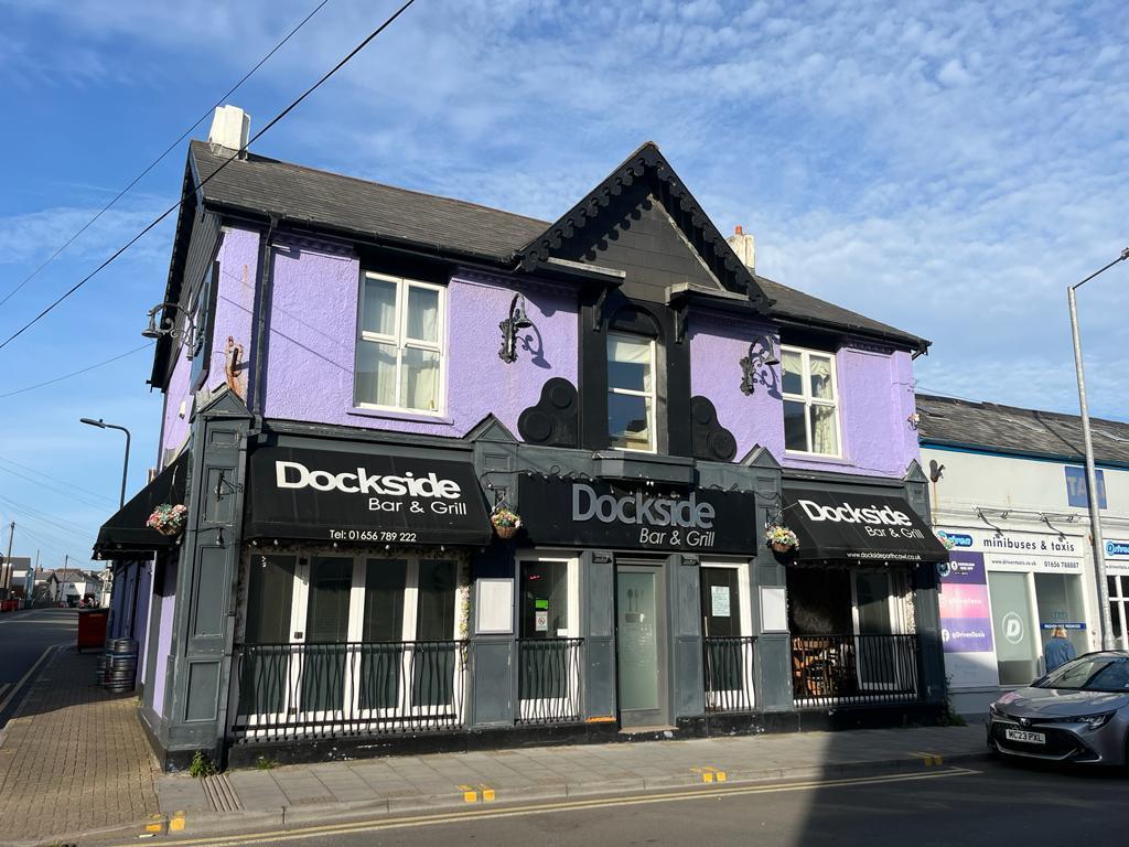 Cafe Bar/Restaurant & Premises, 24 Dock Street, Porthcawl, CF36 3BL