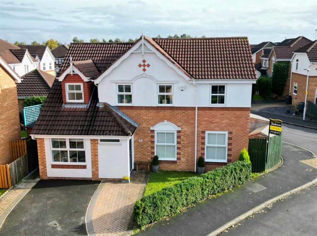 Cedar Ridge, Garforth, Leeds 4 bed detached house for sale £500,000