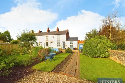 3 bedroom cottage for sale, Finley Cottages, Sewerby, YO15 1EG