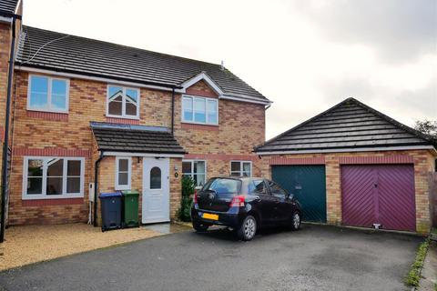 3 bedroom terraced house for sale, Park Close, Calne