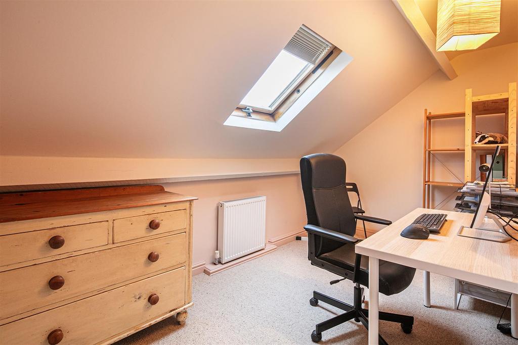 Front attic bedroom