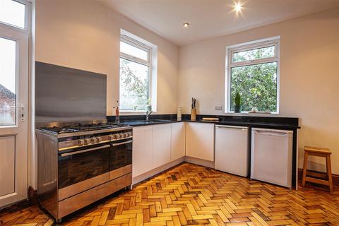 50 Chantrey Road, Sheffield, S8 8QW