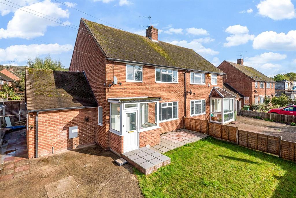 Dynes Road, Kemsing 3 bed semidetached house for sale £475,000