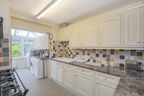 3 bedroom semi-detached bungalow for sale, College Gardens, North Chingford