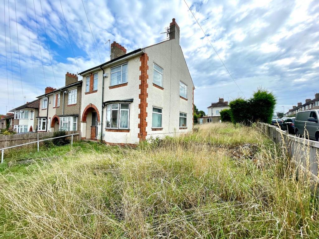 Briar Hill Road, Far Cotton, Northampton NN4 3 bed end of terrace house