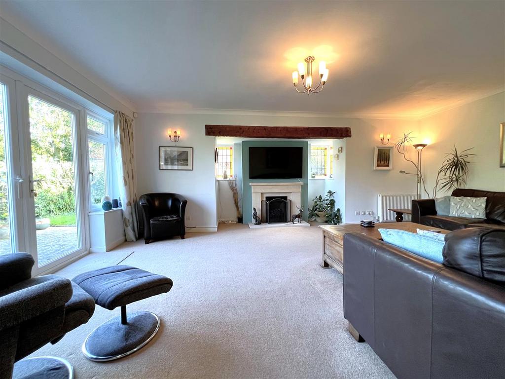 Living room.jpg