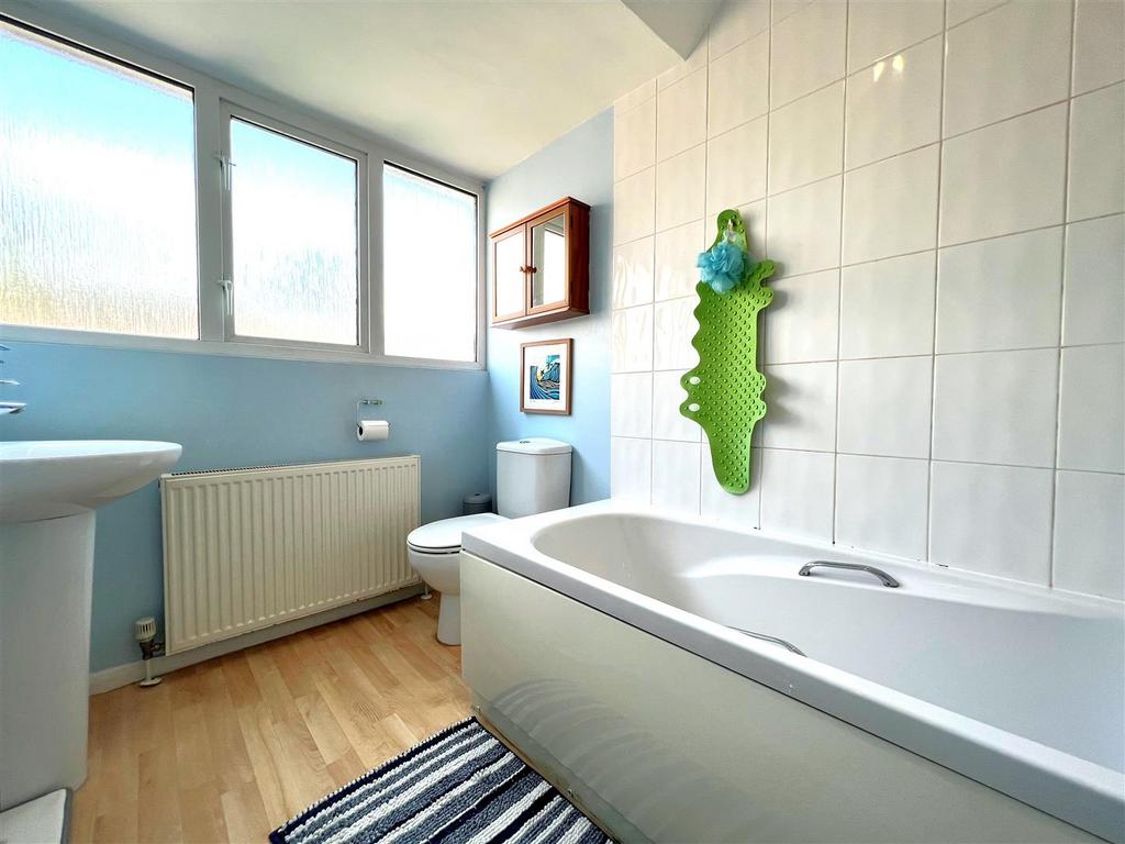 Bathroom.jpg