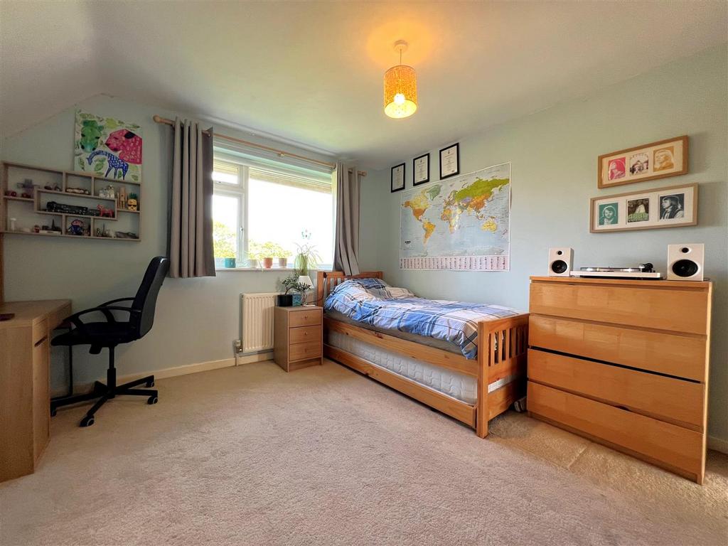 Bedroom 3.jpg