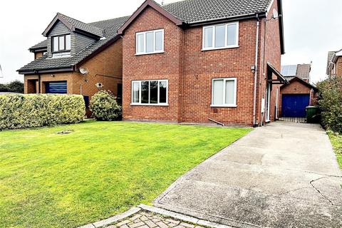 4 bedroom detached house for sale, Albatross Drive, Grimsby, N.E. Lincs, DN37 9PE