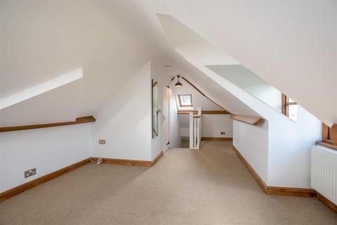 9 Callaways Road, Shipston-on-stour, CV36 4HB