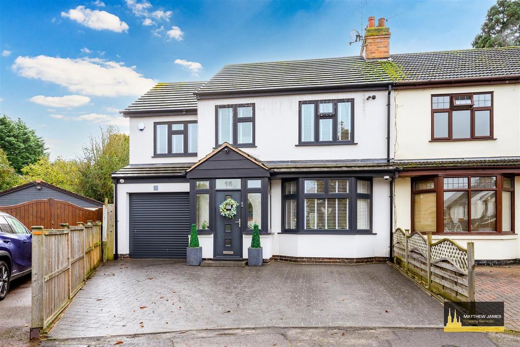Ebro Crescent, Binley, Coventry *Beautiful Throughout* 4 bed semi