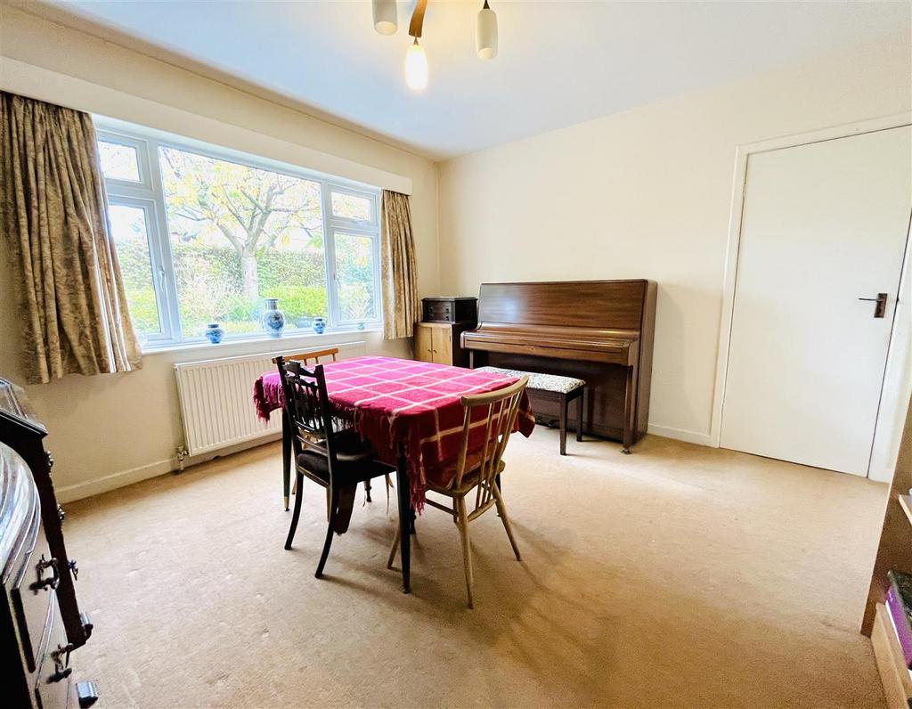 Dining Room Aspect 2