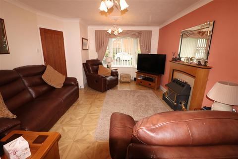 4 bedroom detached house for sale, Chiltern Close, Wansbeck Manor, Ashington