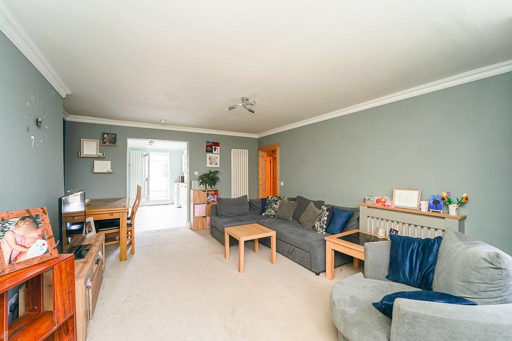 Esplanade, BurnhamonSea, TA8 2 bed apartment for sale £179,950