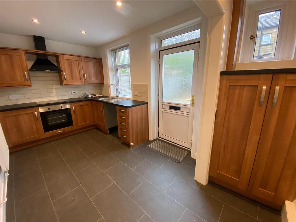 KITCHEN 1.jpg