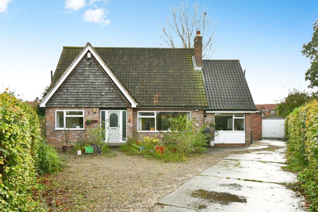 Russet Drive, off Meadlands, York, YO31 5 bed detached house for sale