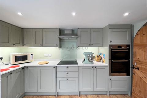 119 Beccles Road, Lowestoft, NR33 8QU