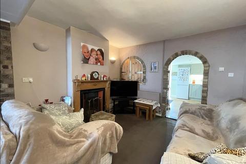 119 Beccles Road, Lowestoft, NR33 8QU