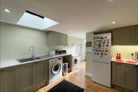 119 Beccles Road, Lowestoft, NR33 8QU