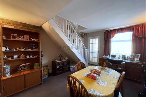 119 Beccles Road, Lowestoft, NR33 8QU