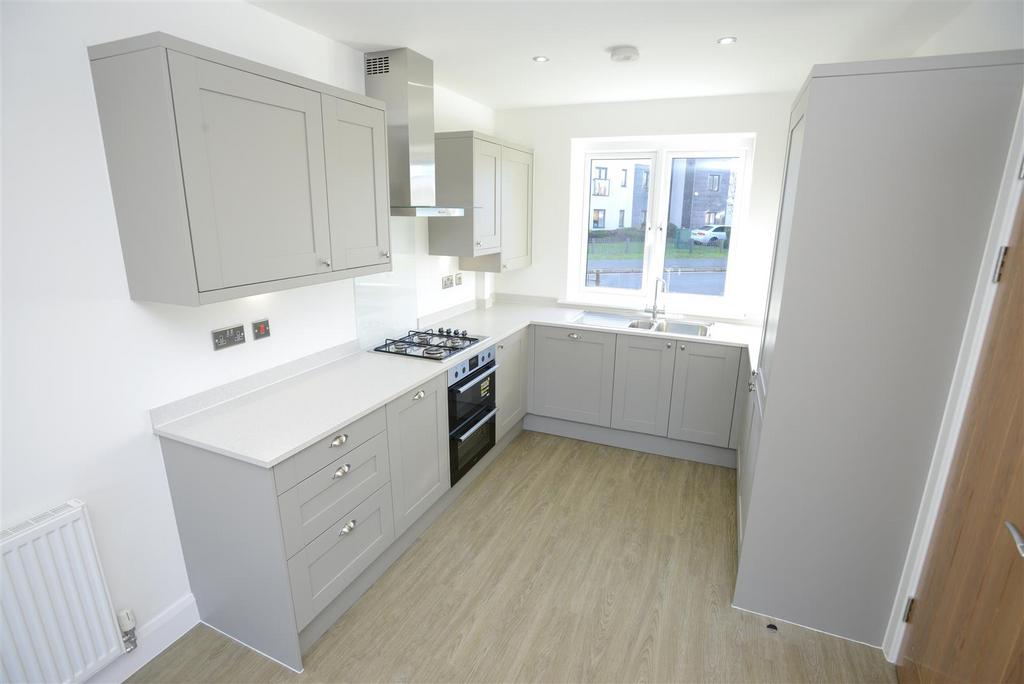 Lord Hawke Way, Newark 3 bed terraced house for sale £267,995