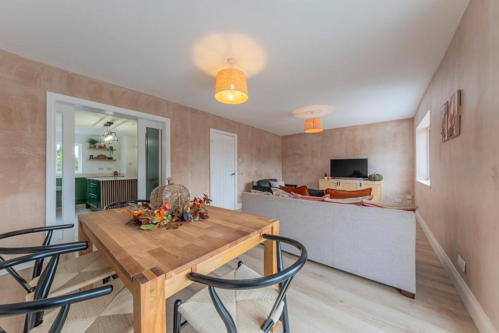11 Orchard Way-020.JPG