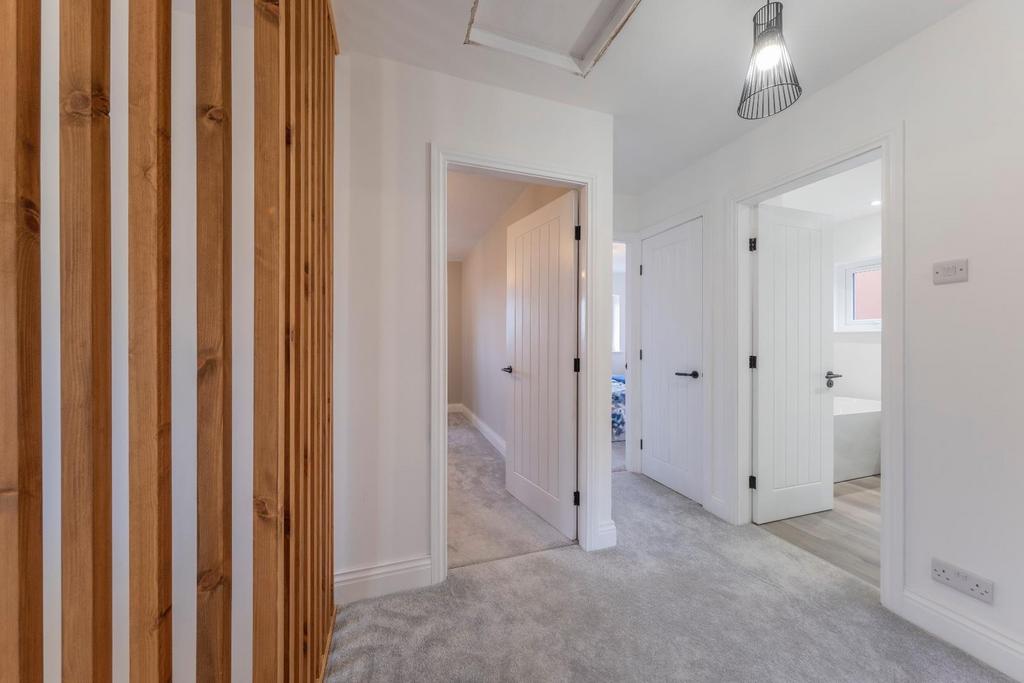 11 Orchard Way-013.JPG