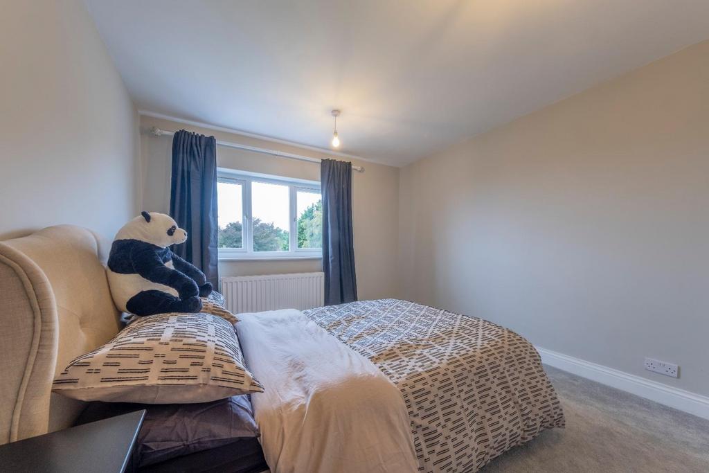 11 Orchard Way-003.JPG