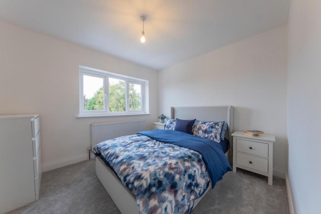 11 Orchard Way-004.JPG