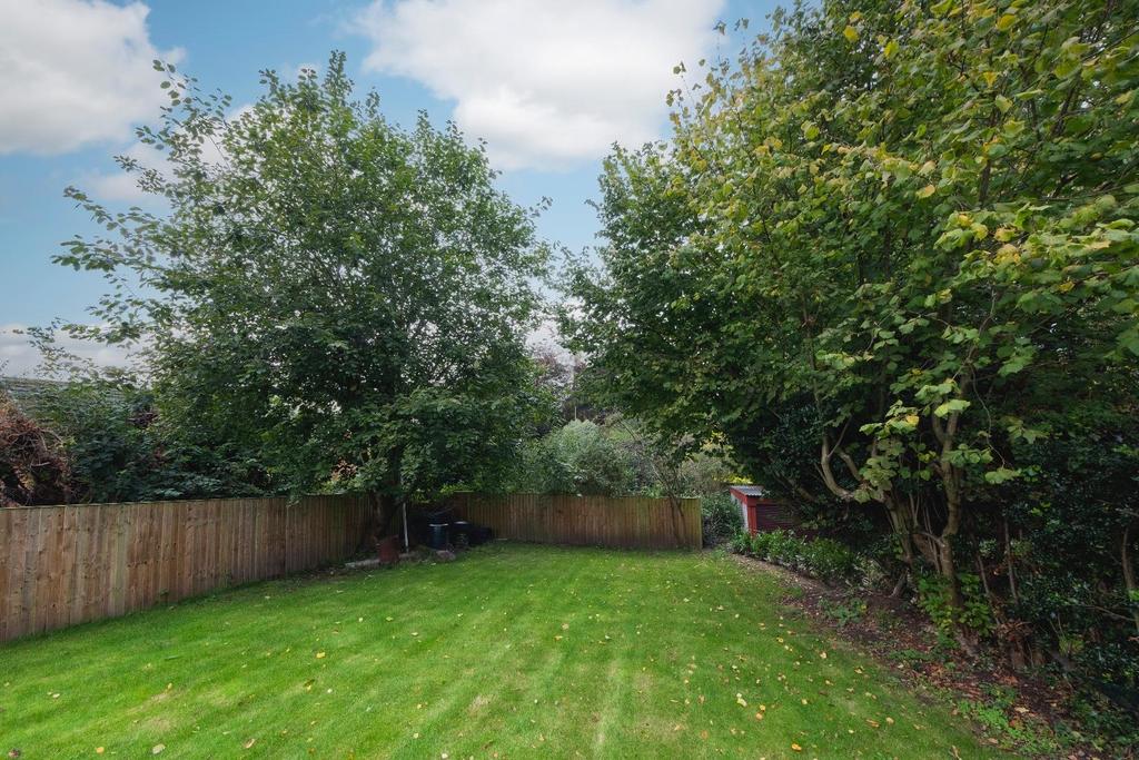 11 Orchard Way-043.JPG