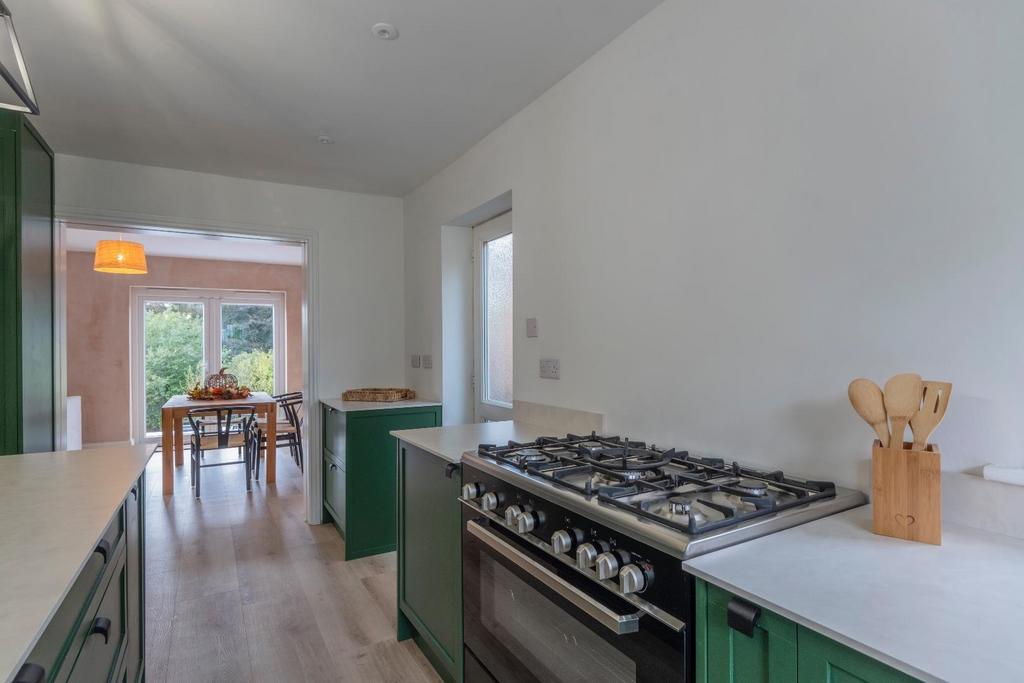 11 Orchard Way-023.JPG