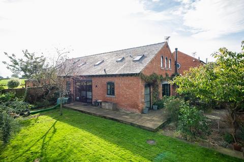 4 bedroom barn conversion for sale - Luxury gated development in Ridley