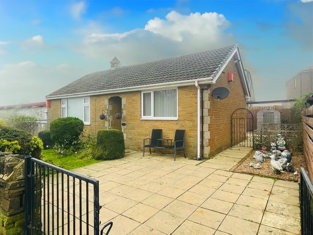 Ford Hill, Queensbury 2 bed detached bungalow £210,000