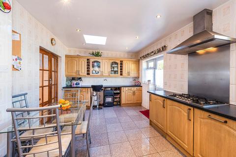 42 First Avenue, Bexleyheath, DA7 5SX