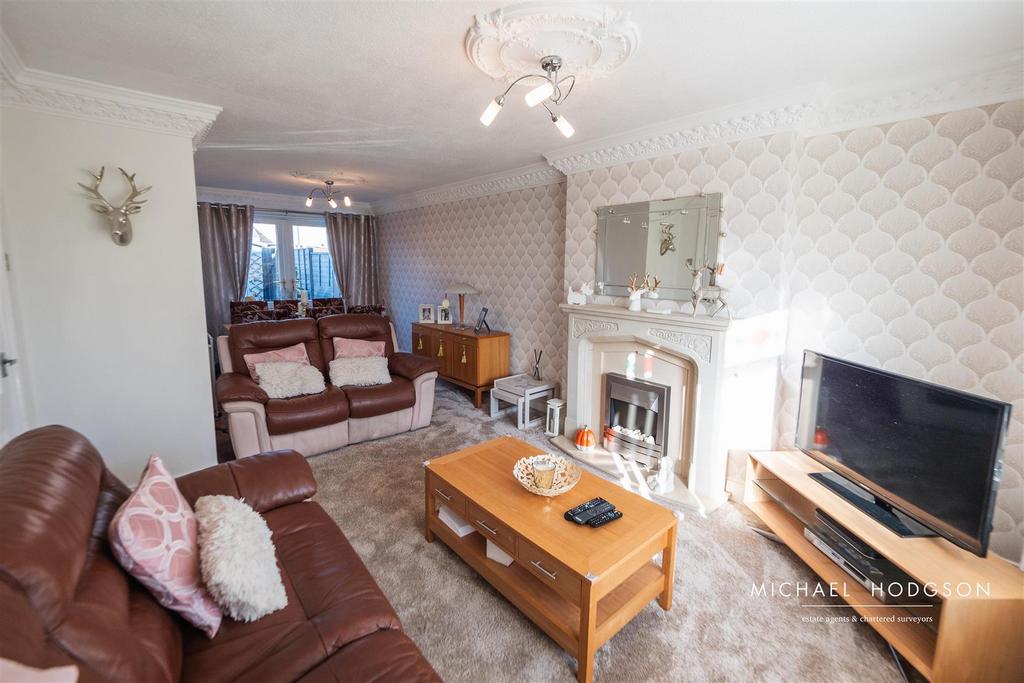 Durham Drive, Fellgate Estate, Jarrow 3 bed terraced house £138,950