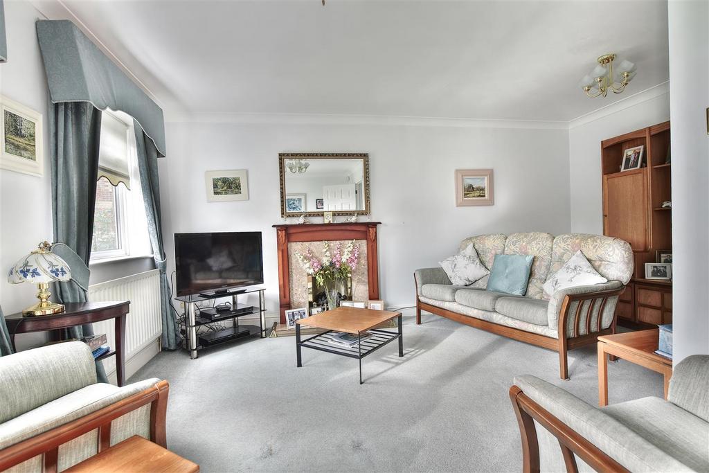 Beatrice Walk Gunters Lane, Bexhill On Sea 4 bed detached house for