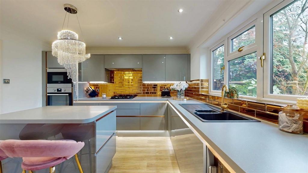 Colton Close, Baston, Peterborough 3 bed detached house for sale £395,000
