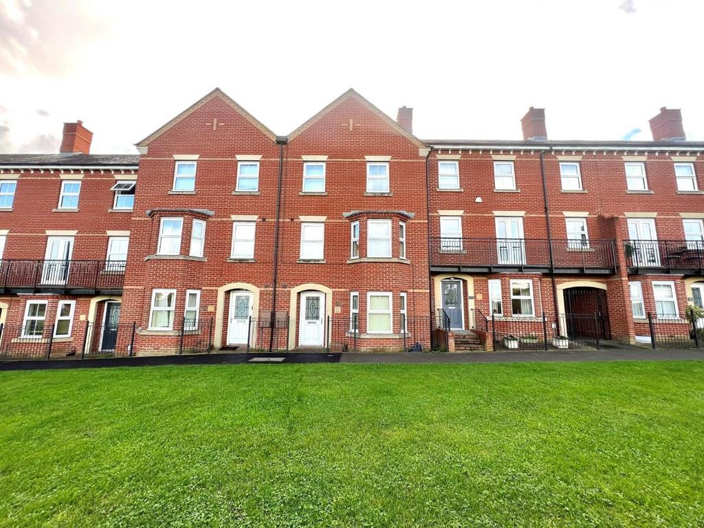 Frank Large Walk, St Crispin, Northampton NN5 4 bed townhouse for sale £300,000