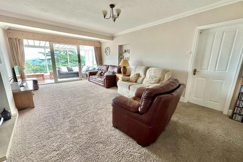 4 bedroom detached house for sale, Hill Top, Foulridge, Colne