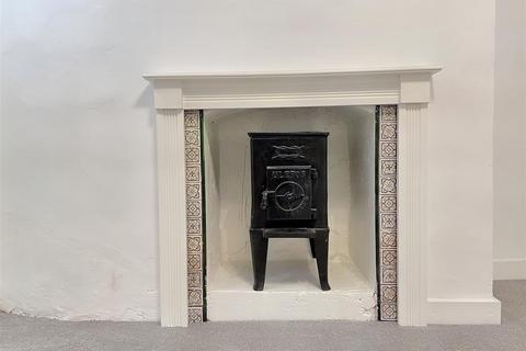 9 Fore Street, Chacewater, Truro, TR4 8LN