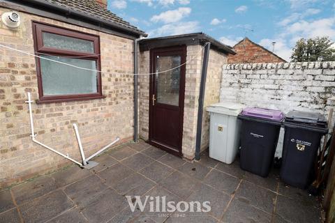 2 bedroom terraced house for sale, Park Road, Alford