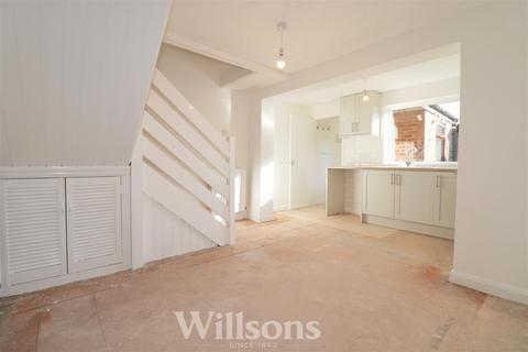 2 bedroom terraced house for sale, Park Road, Alford