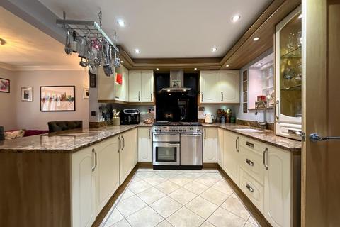 4 bedroom detached house for sale - Crabtree Way, Tingley, Wakefield