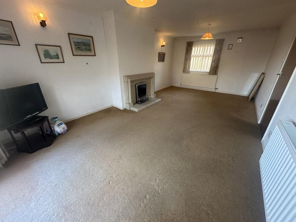 Camden Road, Brecon, LD3 4 bed detached house for sale £375,000