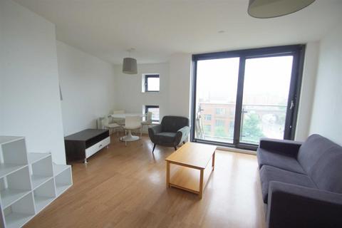 2 bedroom flat for sale, Skyline, St Peters Square