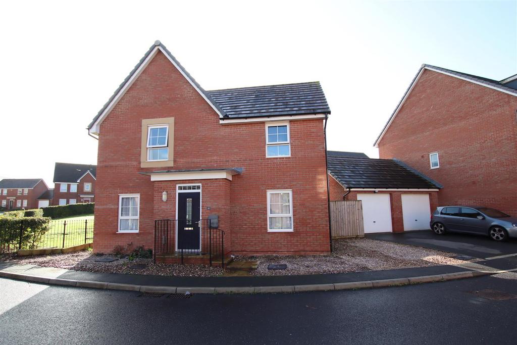 Poltimore Drive, Exeter 4 bed detached house for sale £450,000