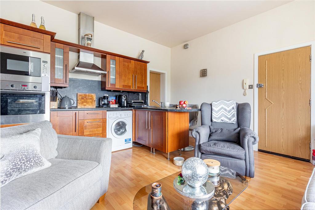 Living-Room-3.jpg